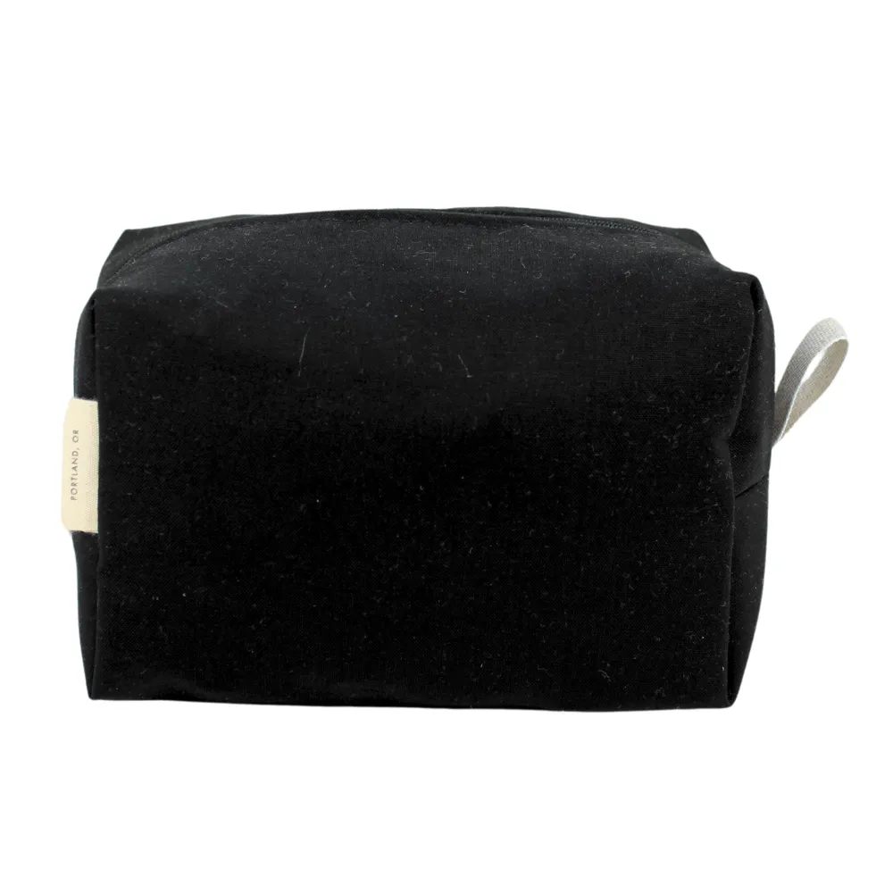 BASICS: Medium Dopp Kit