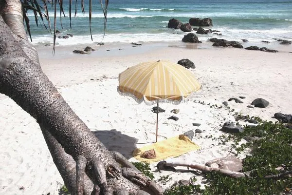 Business & Pleasure Premium Beach Umbrella -VINTAGE YELLOW STRIPE