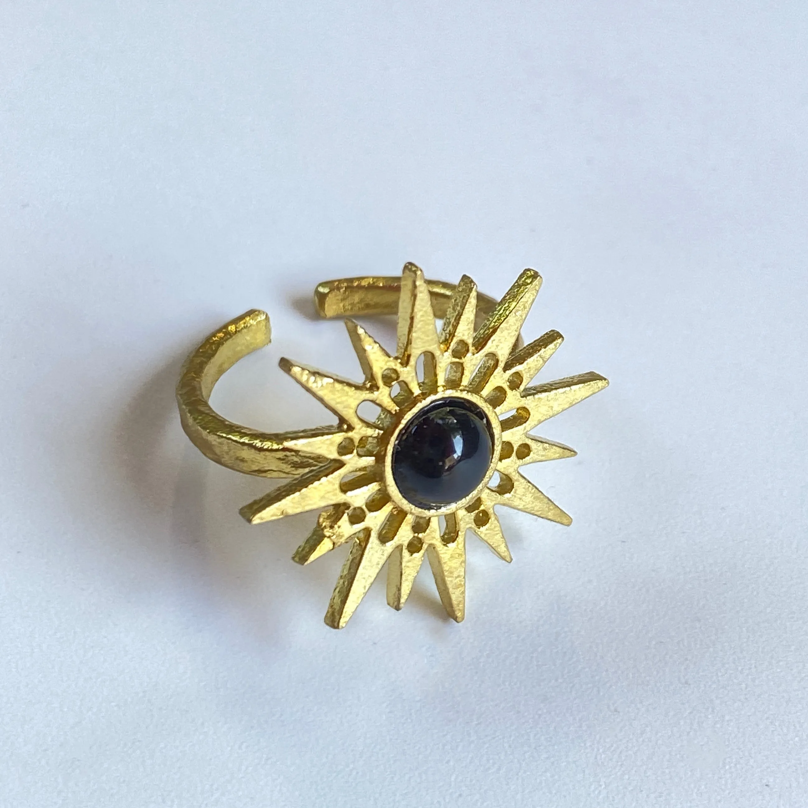 Gold Sun Onyx Ring