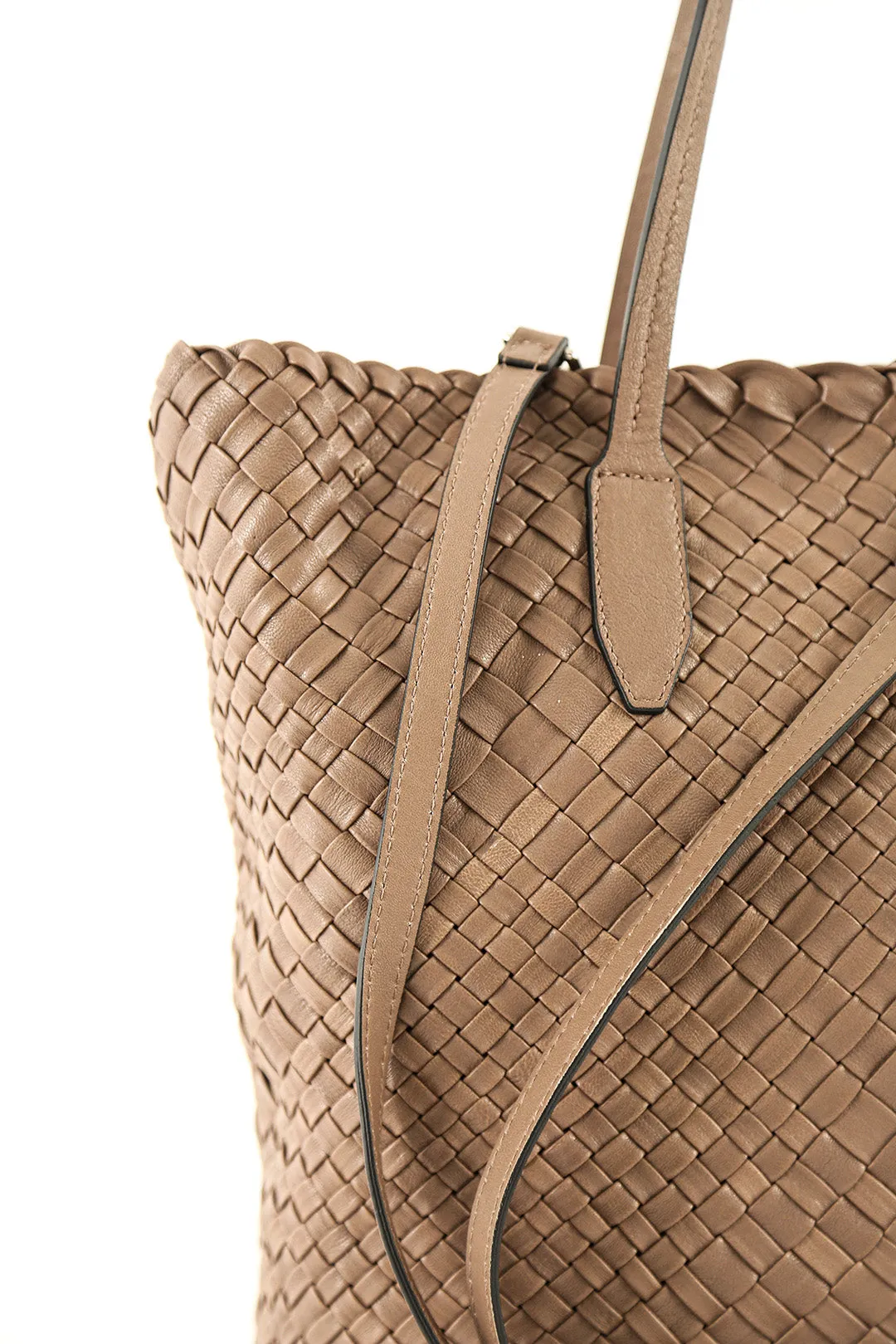 INTRECCIATO SAMMY TOTE IN WOVEN ITALIAN LEATHER