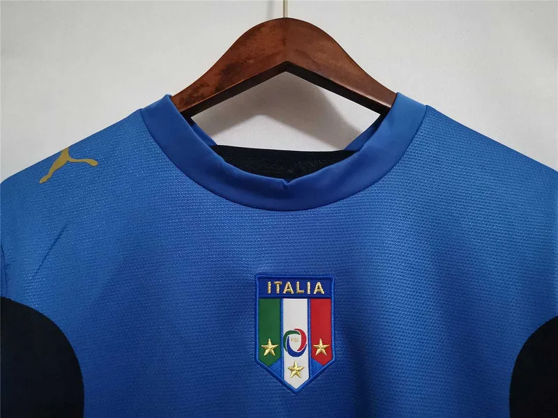 Italy Home 2006 Retro kit