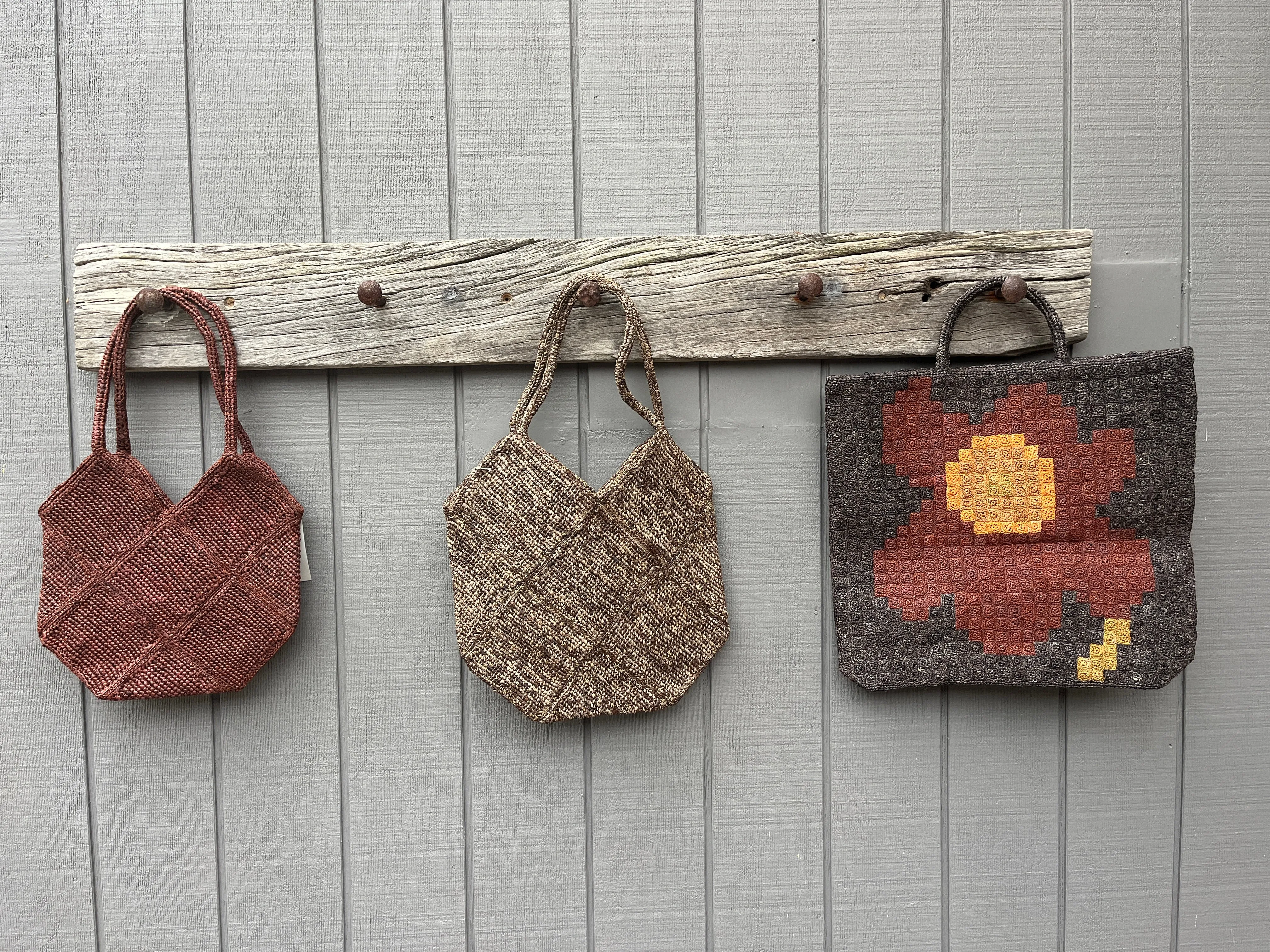 Patchwork crocheted raffia bag