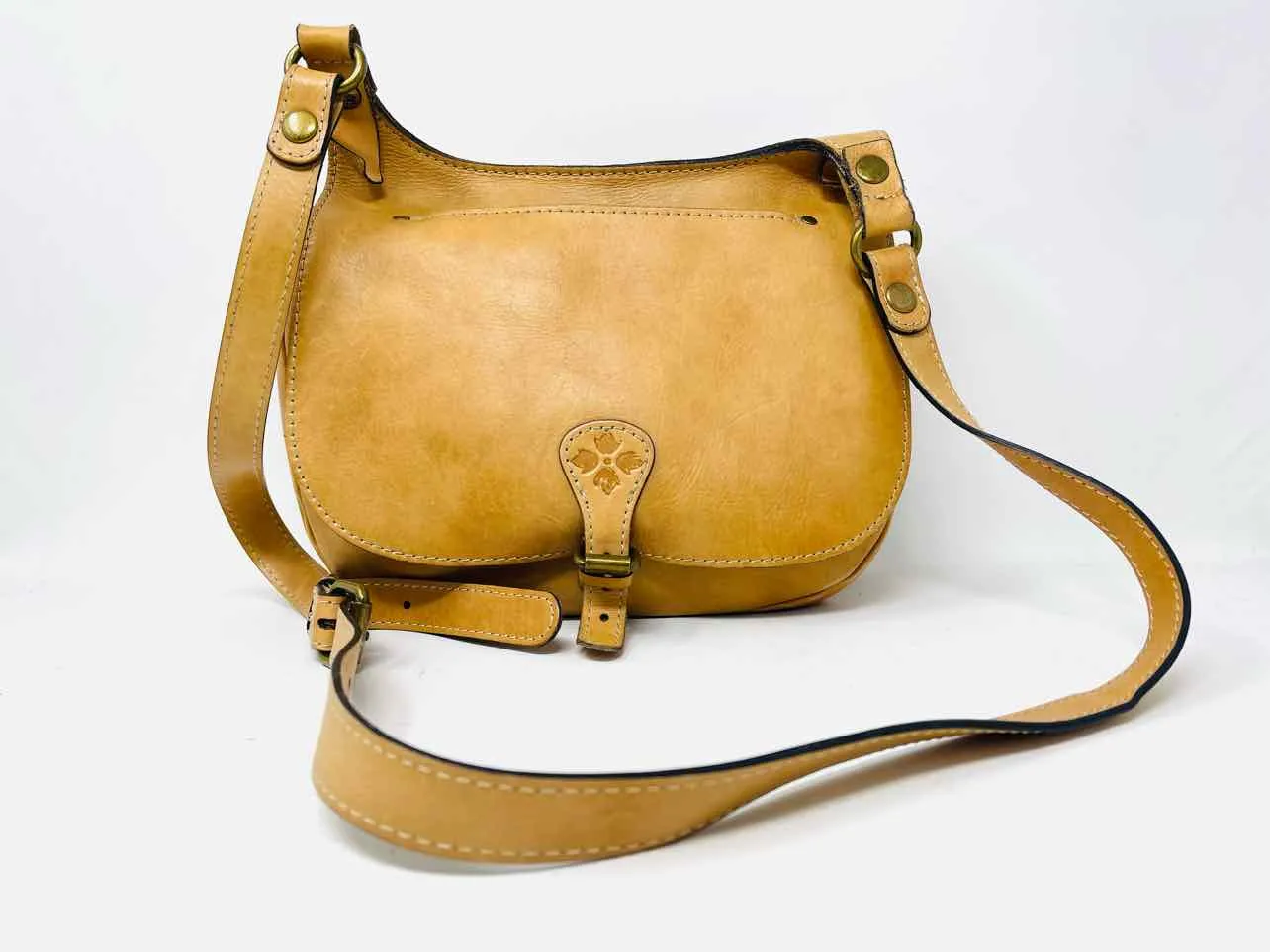 Patricia Nash Size Tan Buckles Leather Designer Crossbody Purse