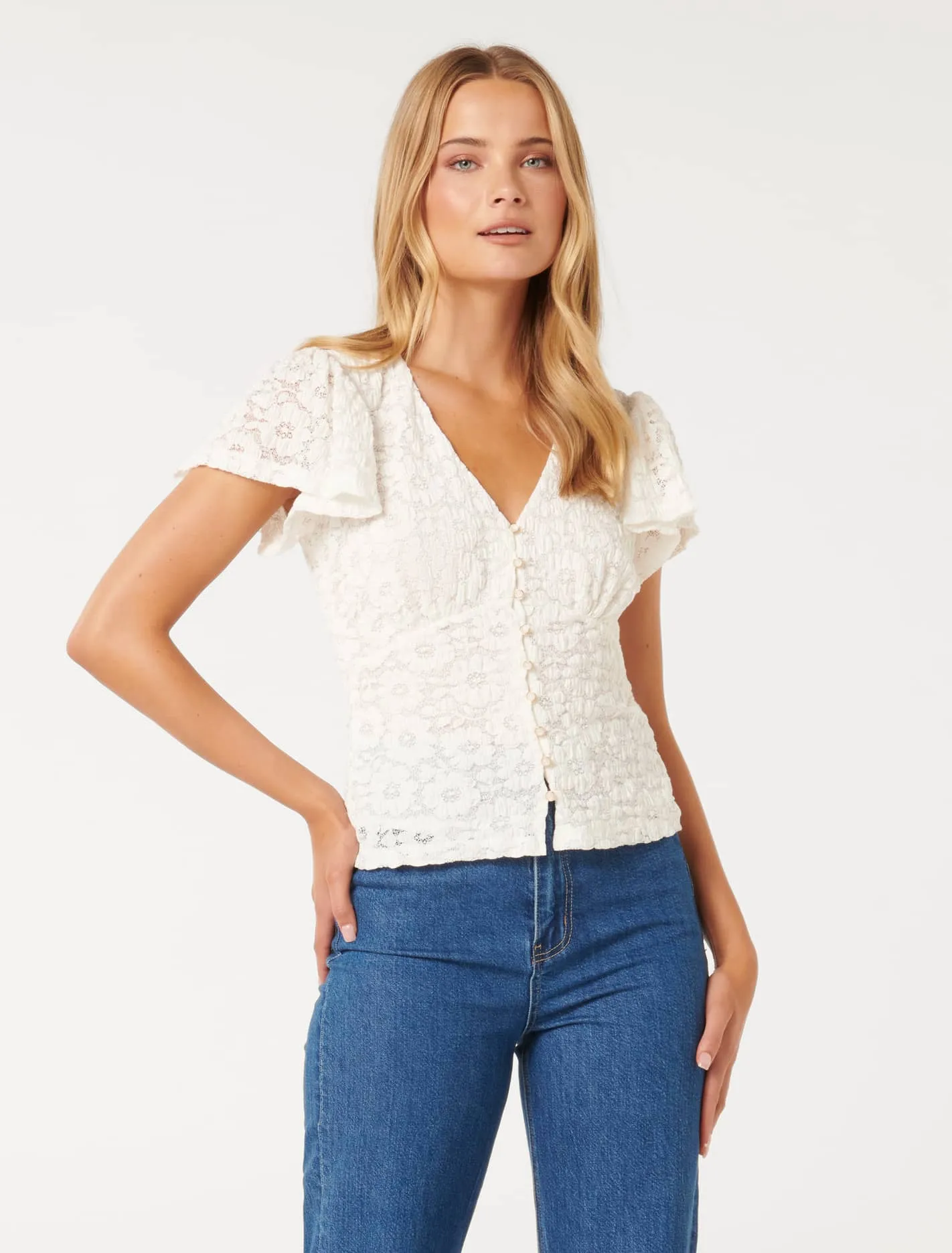 Chic Yara Flutter Sleeve Lace Top in Ivory